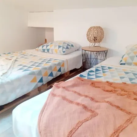 Duplex Avec Jacuzzi 펜션 *